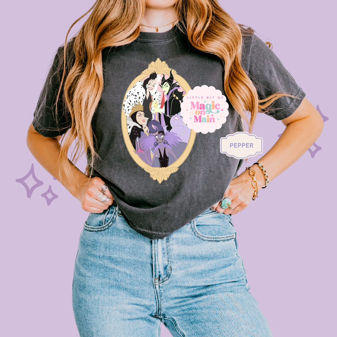 PRINTED VILLAINS COQUETTE - EXCLUSIVE TO MoM - WOMENS BOXY T-SHIRT