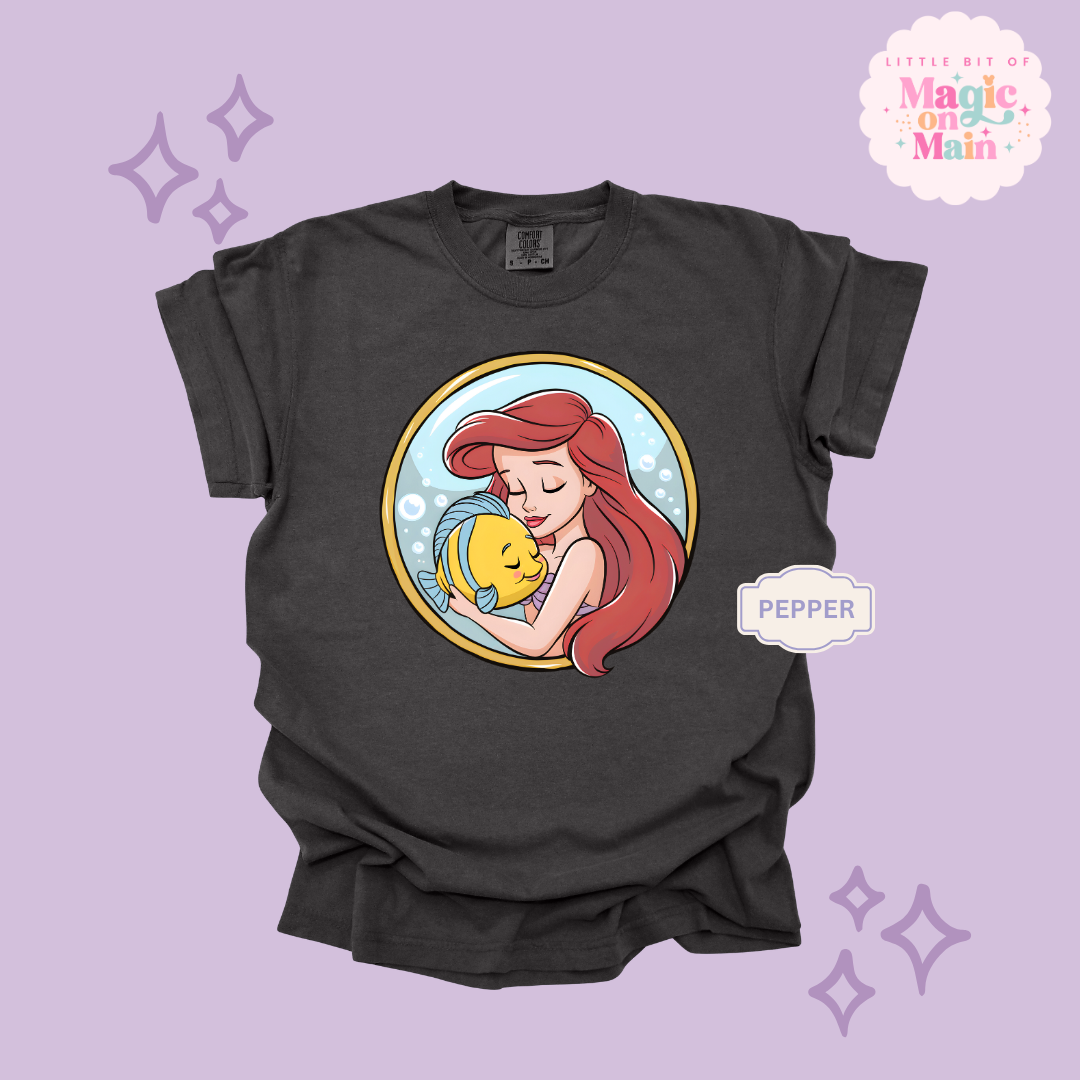 PRINTED MERMAID ROUND LOCKET - ADULT T-SHIRT