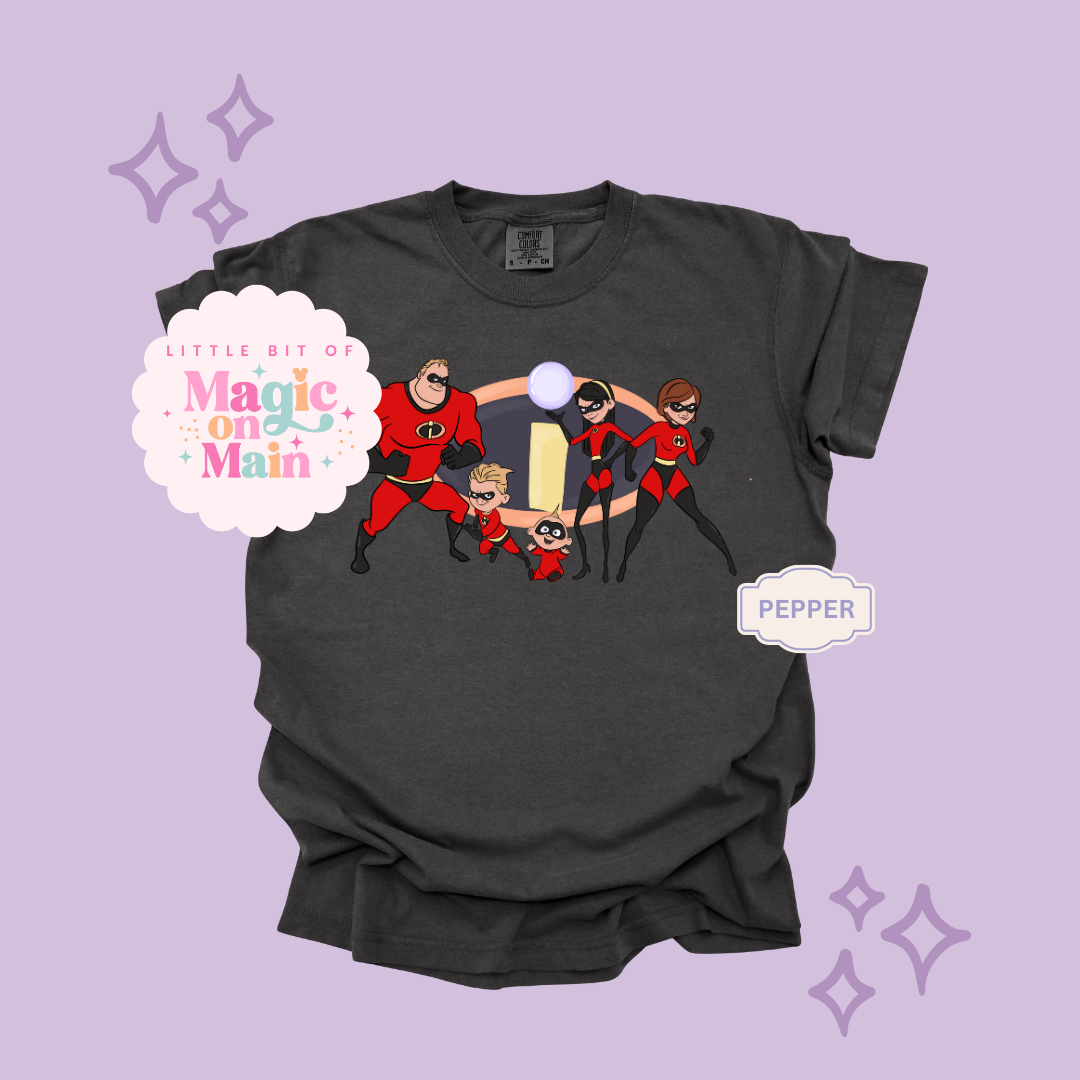 PRINTED SUPER HERO FAMILY NO SPARKLE - EXCLUSIVE TO MoM - ADULT T-SHIRT