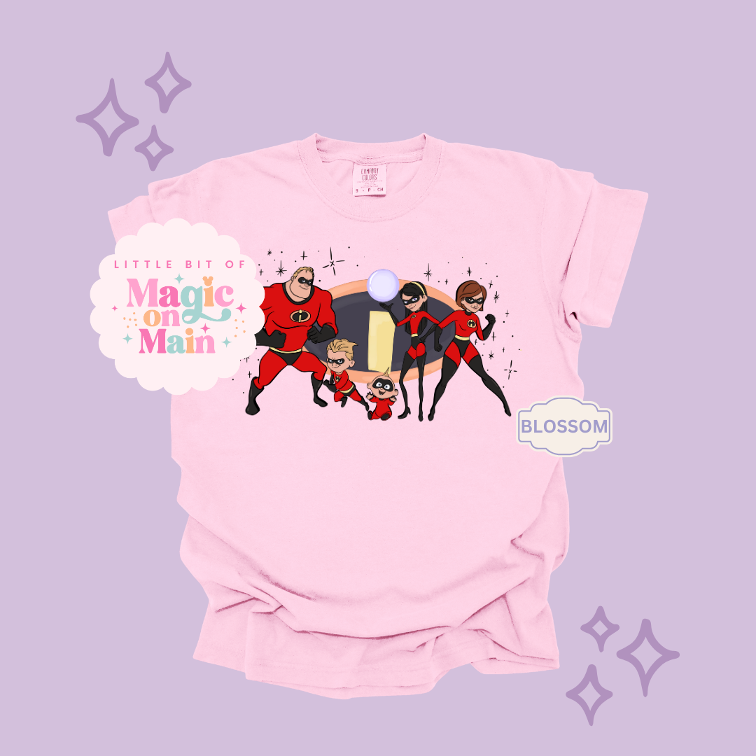 PRINTED SUPER HERO FAMILY W/SPARKLE - EXCLUSIVE TO MoM - ADULT T-SHIRT