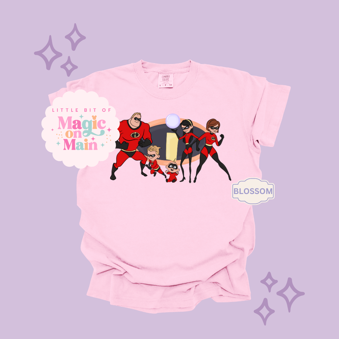 PRINTED SUPER HERO FAMILY NO SPARKLE - EXCLUSIVE TO MoM - ADULT T-SHIRT