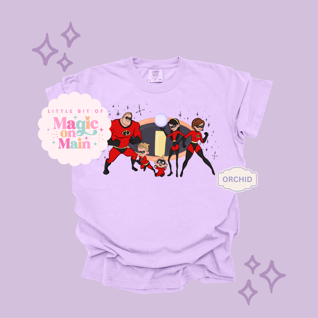 PRINTED SUPER HERO FAMILY W/SPARKLE - EXCLUSIVE TO MoM - ADULT T-SHIRT