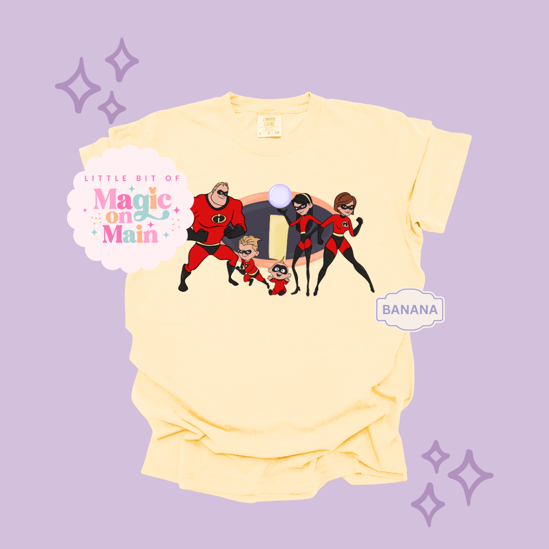 PRINTED SUPER HERO FAMILY NO SPARKLE - EXCLUSIVE TO MoM - ADULT T-SHIRT