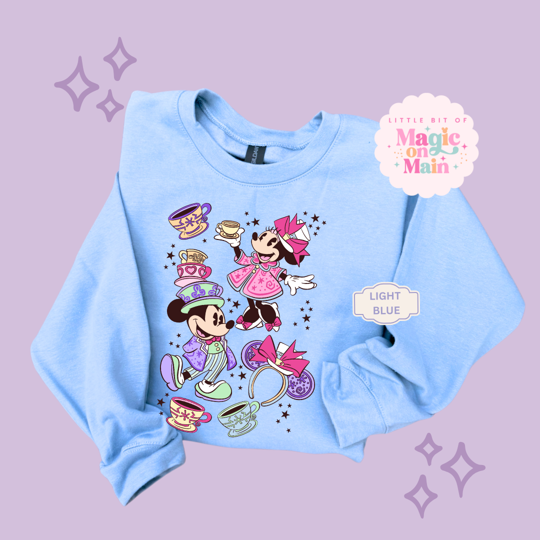 PRINTED MINNIES WONDERLAND - ADULT SWEATSHIRT