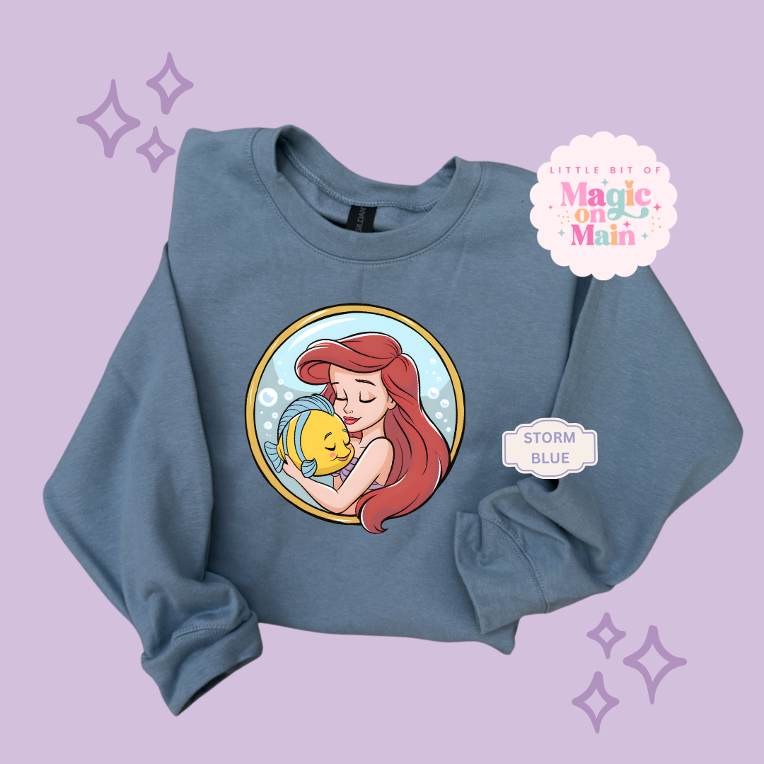 PRINTED MERMAID ROUND LOCKET - EXCLUSIVE TO MoM - ADULT SWEATSHIRT 10056