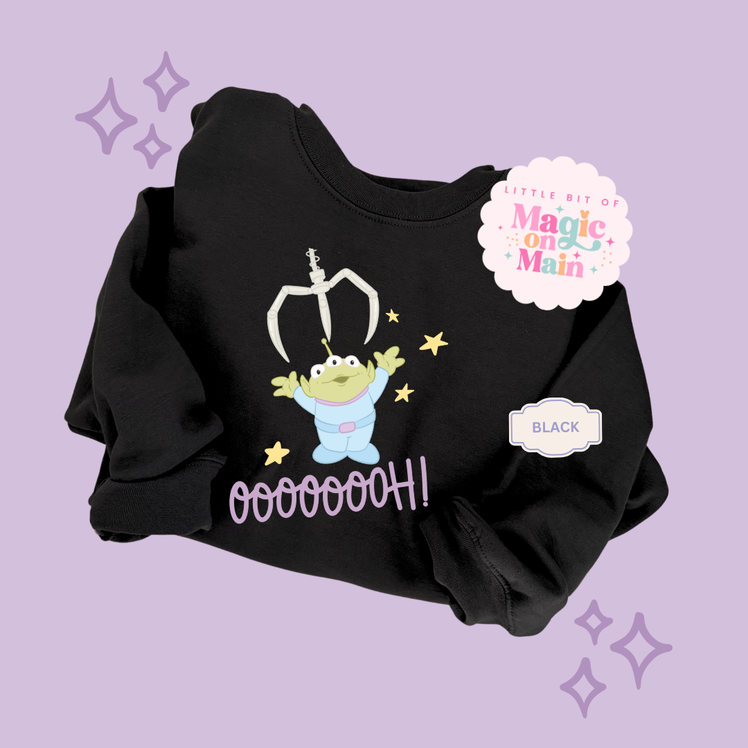 PRINTED ALIEN CLAW - EXCLUSIVE TO MoM - ADULT SWEATSHIRT