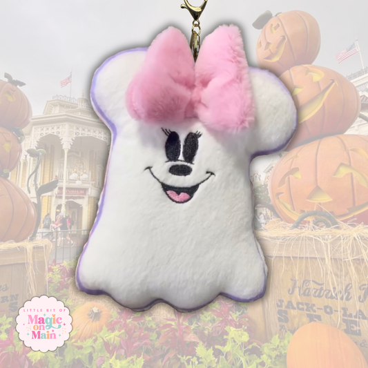 PINK GHOST PLUSH KEYCHAIN - EXCLUSIVE TO MoM 10051