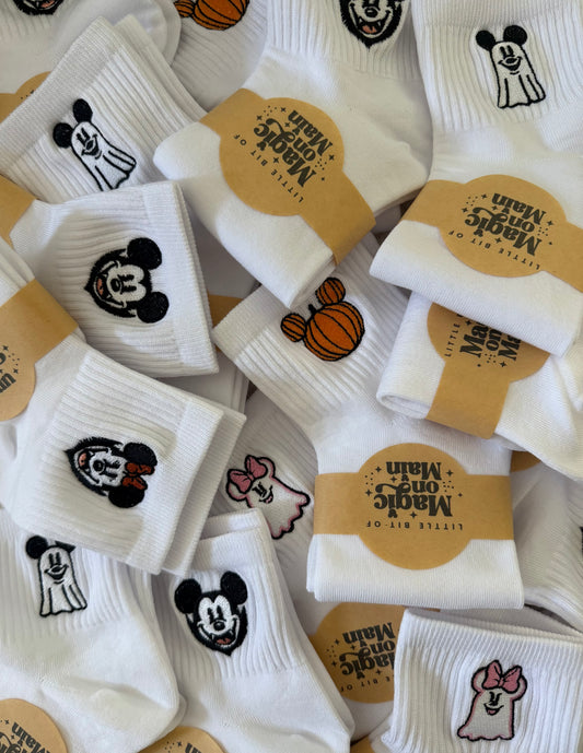 PREORDER - ANTICIPATED SHIP DATE JUNE 1ST - 15TH - EMBROIDERED 5 PACK HALLOWEEN SOCKS
